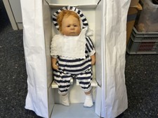 Poupée d'artiste poupée en porcelaine 47 cm. Excellent état.