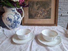 2 tasses À Thé  blanches mouvementées En Porcelaine Fine de Limoges