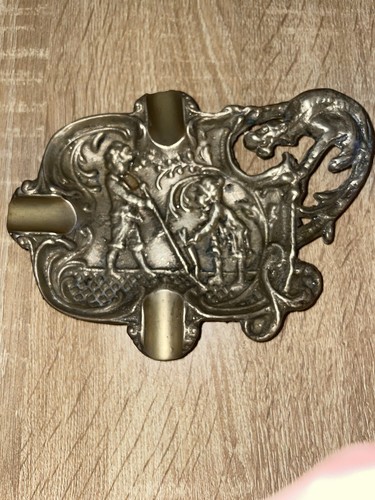 Bronze ancien cendrier - bronze,