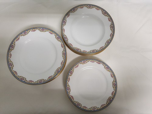 Mini service en porcelaine - ",