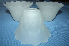 Abat jour ancien et lourd pour