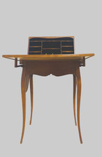 bureau capucin à mécanisme