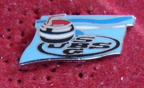 Beau pin sport club curling - pin's,
