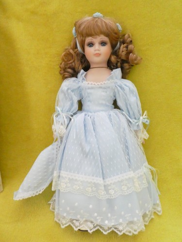 Poupée porcelaine marque - porcelaine, (