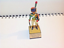 Soldat de plomb ALYMER  Chasseur de la Garde 1er Empire sur socle 1960
