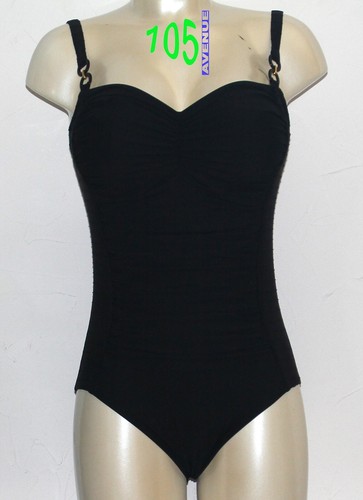 Neuf maillot de - bain, 1