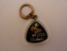 Porte clés vintage radio télévision RADIOLA electro ménager. Keychain