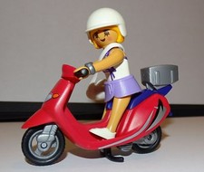 PLAYMOBIL SCOOTER PERSONNAGE FEMME SAC CASQUE LOISIR PERSONNAGE ACCESSOIRES 