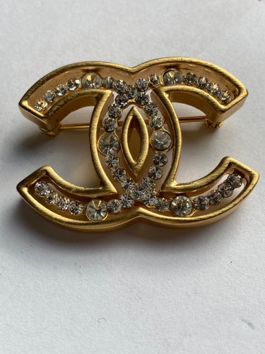 Broche chanel logos sertie - logos,