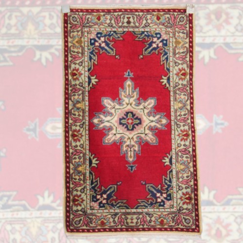 Tapis rouge vintage - fait, main
