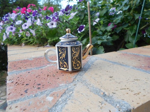 Cafetière miniature - miniature, en