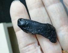 Pierre naturelle tectite  4,30