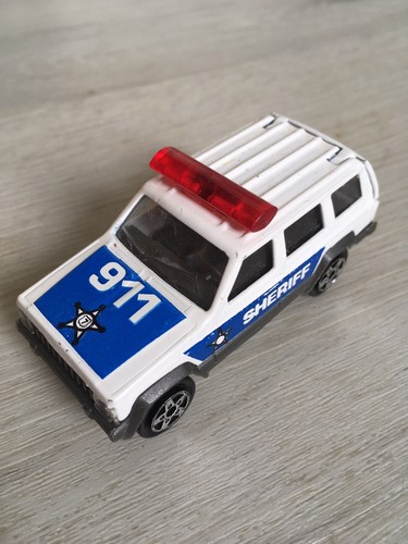 Jeep cherokee police majorette - jeep,