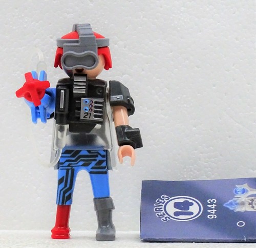 Cyborg robot alien playmobil - cyborg,