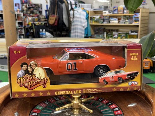 Ertl diecast dukes of - dukes,