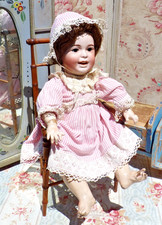 ANCIEN BÉBÉ de CARACTÈRE SFBJ en porcelaine et composition, moule 236 vers 1920