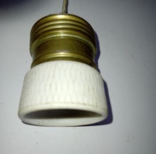 Ancienne Douille E27 pas de 10 mm en Laiton et Porcelaine pour Lustre TBE