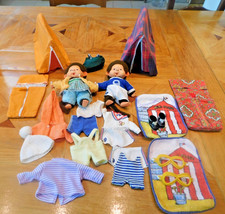 PL/  LOT 2 PELUCHE VINTAGE AJENA  KIKI CAMPEUR + ACCESSOIRES