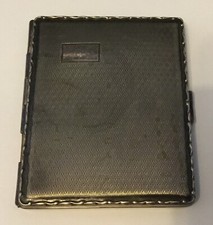 Porte cigarette en métal argenté de marque ALPACCA HOKA