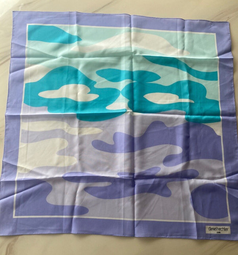 Jolie foulard ancien - , daniel