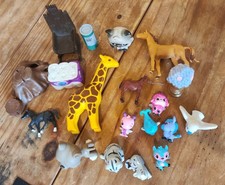 Lot d'animaux - Girafe, chats