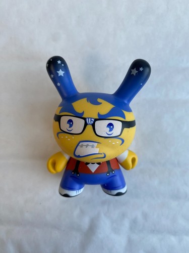 Figurine vinyle kidrobot - 3",