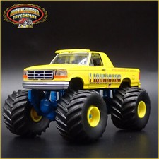 1992 92 Ford F250 Monster Truck Liquidateur Jaune 1/64 Scale Voiture Miniature