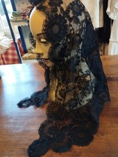 Mantille Dentelle 115 cm x 52 cm