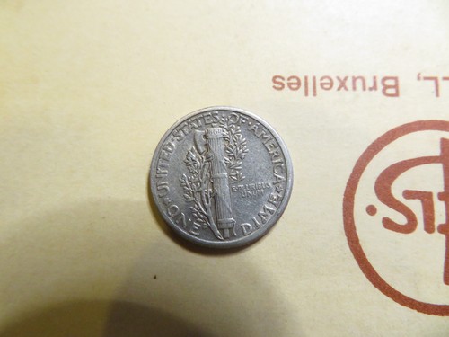 Piece monnaie antique - antique, coin