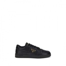 Prada Baskets en cuir