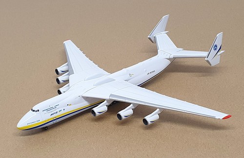 Herpa 400 scale - 1/400,
