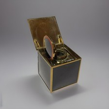 Ancienne Encrier à systeme escamotable en cristal et laiton  Art Déco