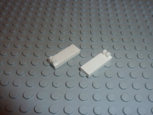 Lego white hinge tile 4531 - lego,