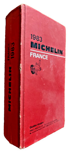 Guide michelin rouge - rouge,