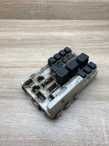 284b77y020 fuse module fits - fuse,