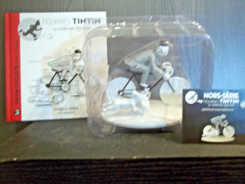 Tintin cycliste milou - tintin, À