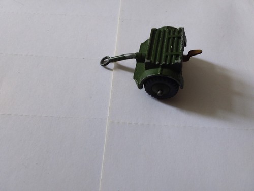 Dinky toys trailer gun - 25,