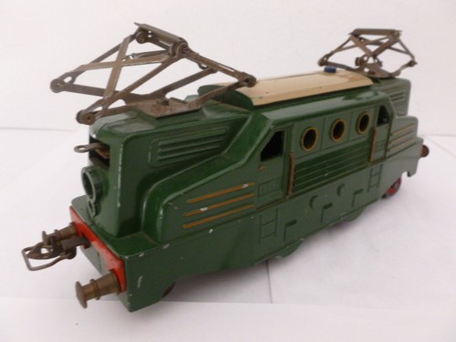 Locomotive motrice echelle - echelle, o