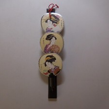 N23.334 Japon Asie art déco femme 3 éventails miniatures geisha support mural