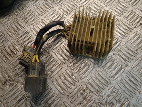 Regulateur tension quad - de,