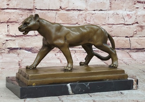Bronze auf marmor raubkatze - auf,