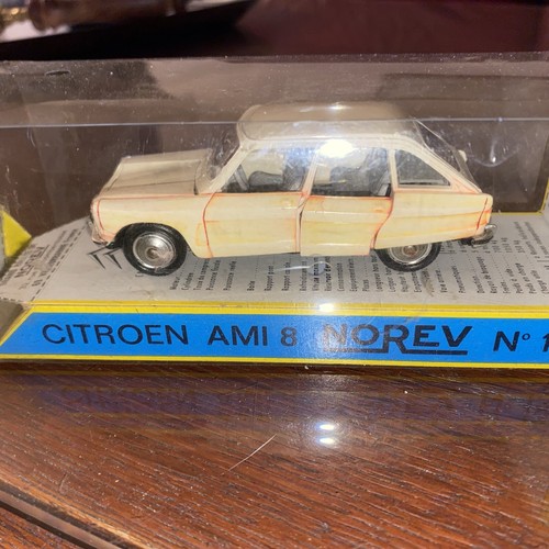 Norev ancienne - ,