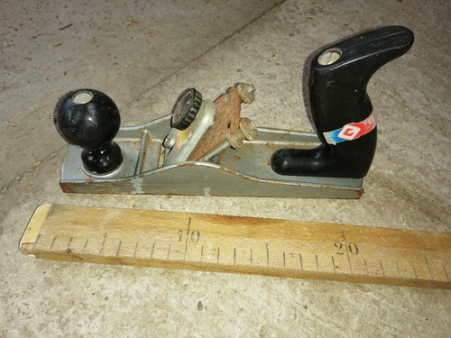 Old tool outil ancien - old,