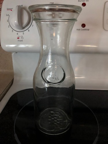 Carafe half litre 2 - half, 1/2"