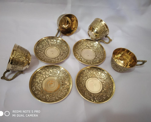 Pure laiton relief design - en,