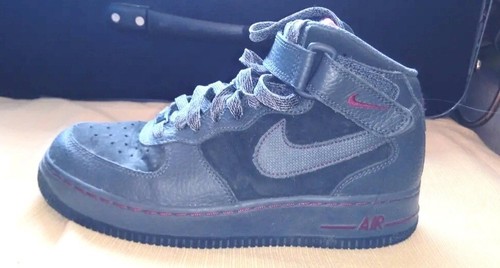Paire baskets nike pointure - paire,
