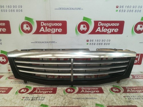7946008000 grille gauche capot