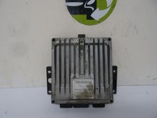 Calculateur moteur RENAULT