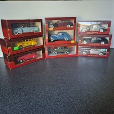 LOT DE 9 REXTOYS 1 /43 VINTAGE 5 CADILLAC 2 CHRYSLER + 1  FORD + 1 PACKARD