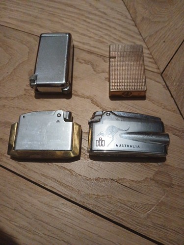 Lot briquets anciens - lot, briquet